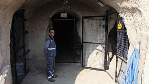 Kayadan oyma mağaralar, hayvan barınağına 