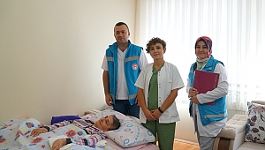 Evde sağlık hizmeti ile 3 bin hasta sağlıklı dişlere kavuştu