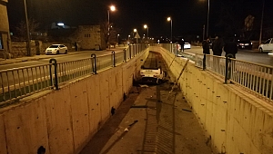  Otomobil kanala uçtu: 1 yaralı