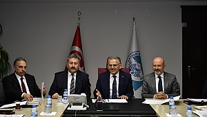  Büyükkılıç'tan yeni sezon için planlama toplantısı
