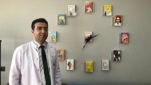 İdeal Eğitim’de Saatler Kitaba Kurulu