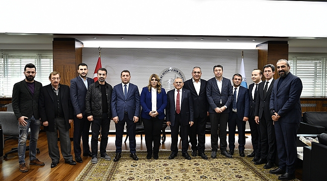 Hakkimizda Erciyes Anadolu Holding A S Bunyesi Altinda Istikbal Bellona Mondi Gumussuyu Ve Doqu Markalarinda Nihai Musteriye Dogrudan Satis Gerceklestiren Anadolu Dortler Degisen Gereksinimlerine Hizla Uyum Saglama Ve Yeni Teknolojilerin