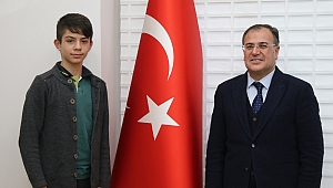 Özdoğan, milli takım seçmelerine çağrılan futbolcuya başarı diledi