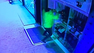 Tespih hırsızlığına tutuklama