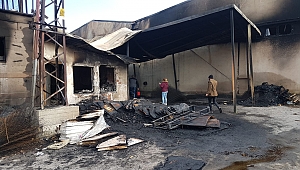 Yatak deposunda çıkan yangının bilançosu 1 milyon lira