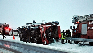 Kayseri'de devrilen TIR'ın sürücüsü öldü
