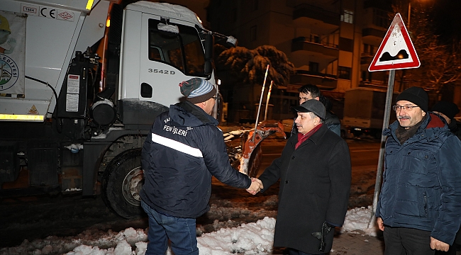 687 kilometre yolda 24 saat kar nöbeti