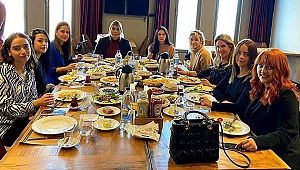 Kayserispor Başkanı Berna Gözbaşı futbolcuların eşleriyle bir araya geldi