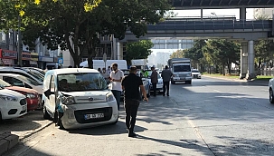 5 aracın karıştığı zincirleme kazada şans eseri yaralanan olmadı