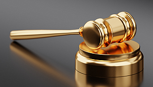 Babasına kafa atarak yaralayan sanığa 4 yıl 2 ay hapis