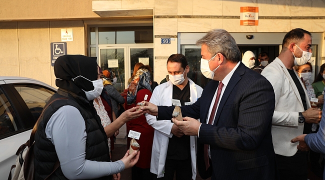 Başkan Palancıoğlu'ndan filyasyon ekiplerine moral ziyareti