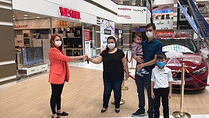 Kaysermall Outlet talihlisi otomobilini teslim aldı