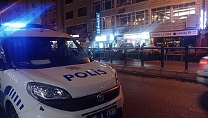 Rastgele açılan kurşun restaurant isabet etti