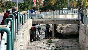 Sulama kanalına düşen otomobilin sürücüsü yaralandı