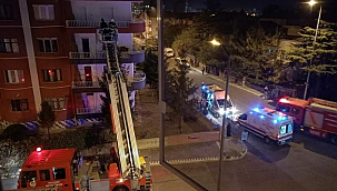 Yangında mahsur kalan çocuklar itfaiye ekiplerince kurtarıldı