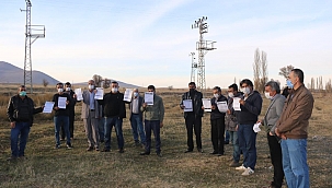 Çiftçiler 40 bin TL'lik icra kağıtlarını görünce şok oldu