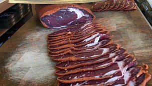 Kayseri'de pastırmanın dilimi 3,24 TL oldu