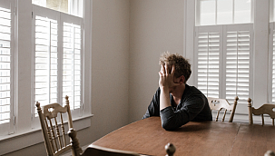 'Pandemide kaygı, mutsuzluk ve depresyon belirtileri yoğunlaştı'