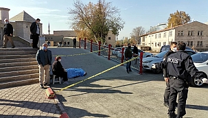 Ölen eşe son bakış