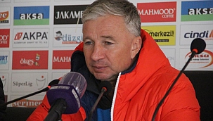Dan Petrescu: 