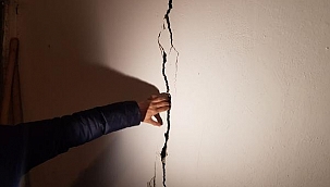 Kayseri'de 4,6 büyüklüğünde deprem: Evlerde çatlaklar oluştu