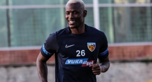 Mame Thiam Kayseri'yi tercih etti