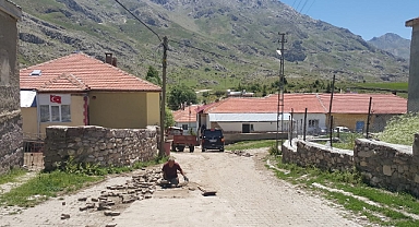 Muhtardan örnek davranış