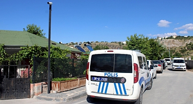 Yaşadığı villada ölü bulundu