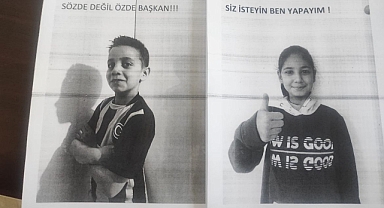 Sarız’da 2 öğrenci politikacılara taş çıkartıyor