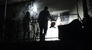 Tavana asılı halde bulundu!