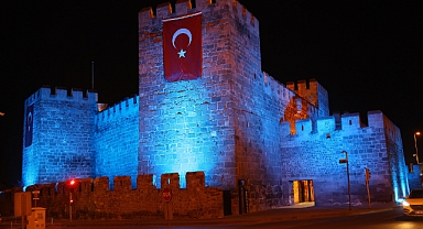 Tarihi Kayseri Kalesi’nde Özel Aydınlatma!