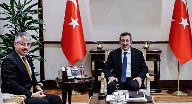 Çopuroğlu, Cevdet Yılmaz ile görüştü
