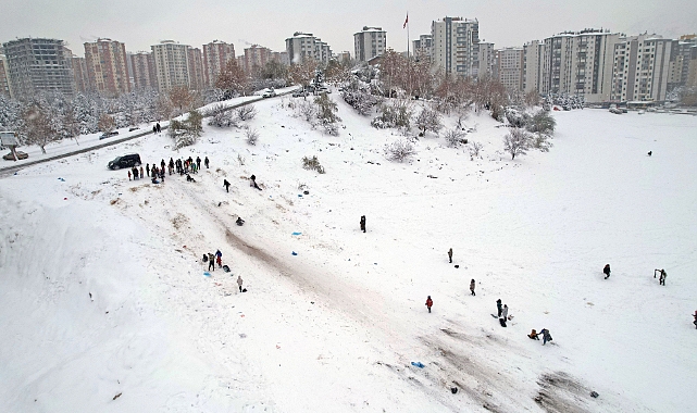 Talas'ın Erciyes'inde ‘kayak keyfi'