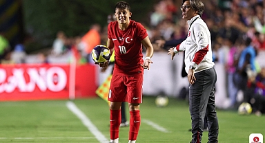 Sabahattin Sürmen'in Maç Sonu Yazısı: Bizim Çocuklar'ın Gece Amerika Galibiyeti Şafak Vakti Meksika Yenilgisi