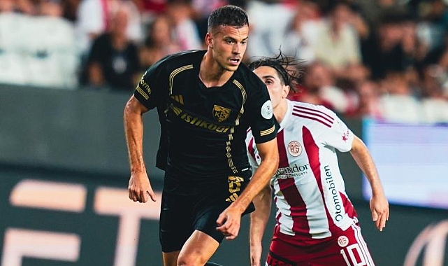 Lszl Bénes ikinci golünü attı