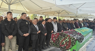 Fakülte önünde öldürülen kadın toprağa verildi