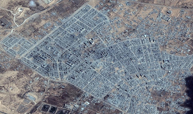 İsrail, Gazze'yi enkaza çevirdi