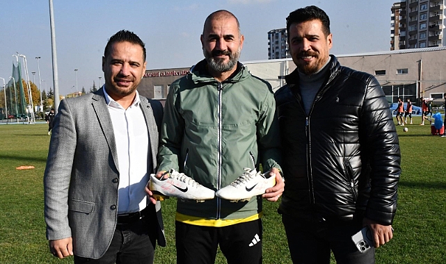 20 yıl sonra yeniden gördü!