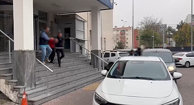 Evden hırsızlık yapan 2 şüpheli yakalandı