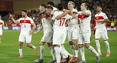 İspanya'ya ilk goller Türkiye'den