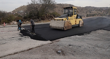 Melikgazi'de yeni yolların yapımına devam ediliyor