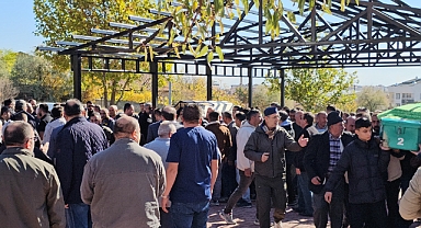 Öğretmenin çarpması sonucu hayatını kaybeden öğrenci toprağa verildi