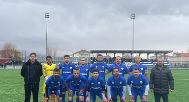 Tomarza Belediyespor rakibini 4-2 mağlup etti