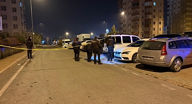 Ateş açtığı tüfeği otomobilin altına saklamaya çalıştı