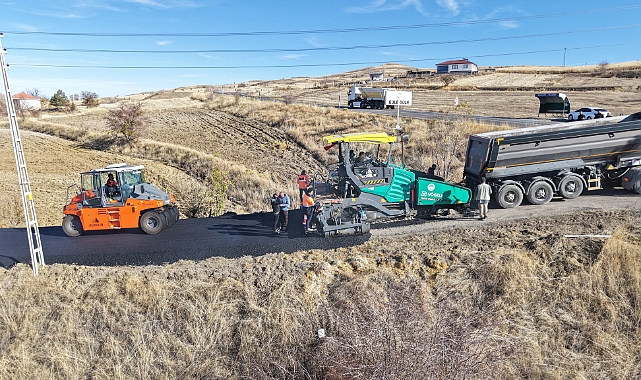 Höbek mahallesine 8 bin 600 tonluk sıcak asfalt