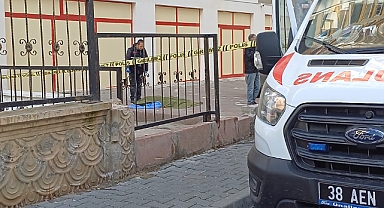 Kayseri'de 8. kattan düşen kadın öldü