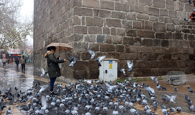 Kayseri'de kar yağışı etkili oldu