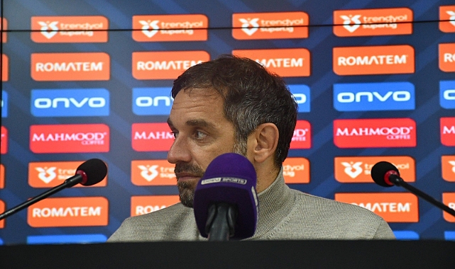 "Oyuncularım sahaya karakterlerini koydular"