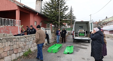 Sobadan çıkan yangında yaşlı kadın hayatını kaybetti