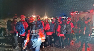 Uçağın düştüğü gören vatandaşlar, o anları anlattı